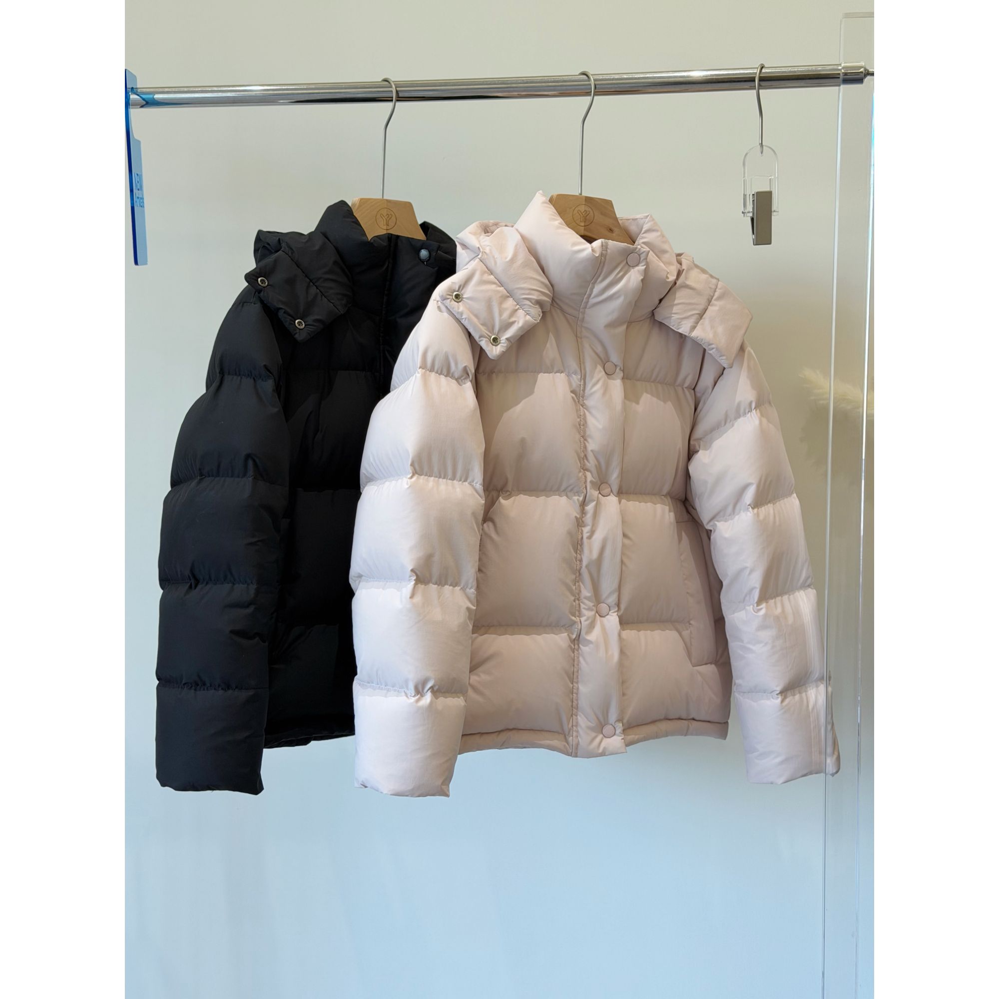 小个子圆圆Y9821Lu家4格系列90白鹅绒羽绒服可拆卸帽短款冬季外套