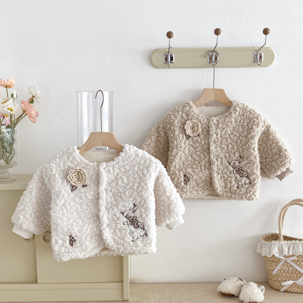 2025新款女童羊羔毛外套韩版秋冬加厚圆领宝宝上衣针织花款加绒