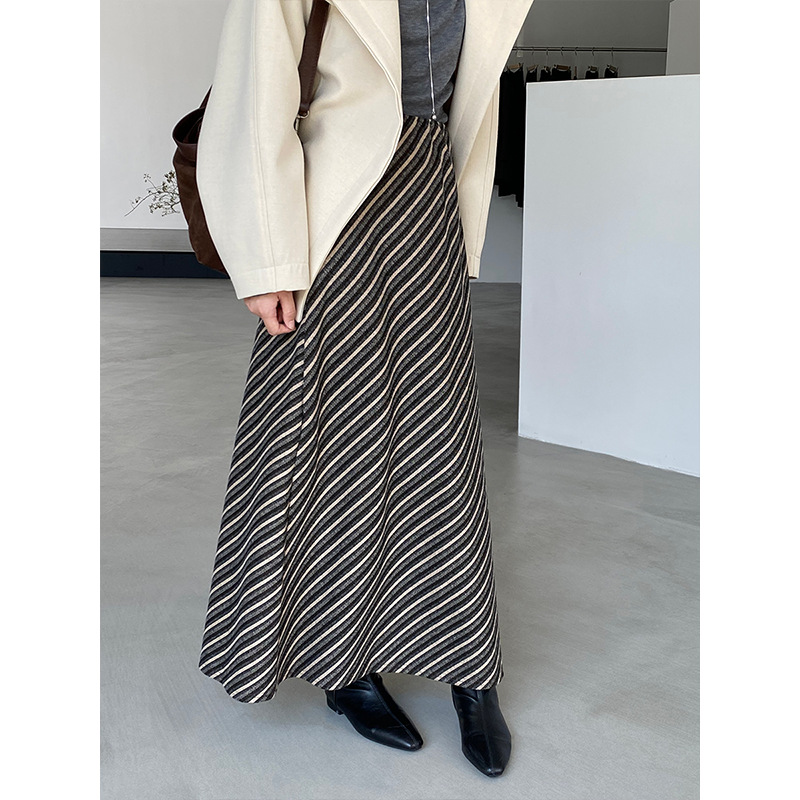 时尚气质条纹高腰中长裙女2025秋新款韩版百搭a字半身裙