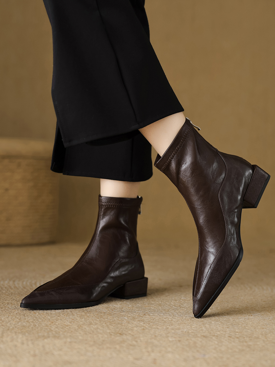 法式尖头弹力瘦瘦靴低跟2025秋冬新款粗跟短靴女复古棕色切尔西靴
