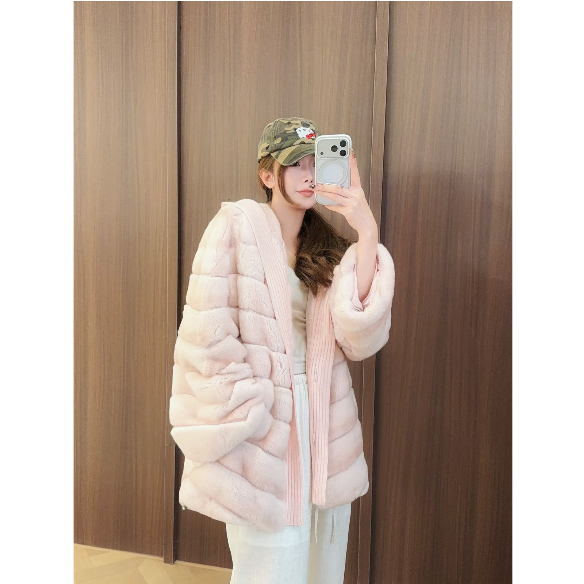 QIXIAOYAO.皮草丝绒青紫蓝兔皮毛一体皮草外套冬季新#YTXNQ25T11