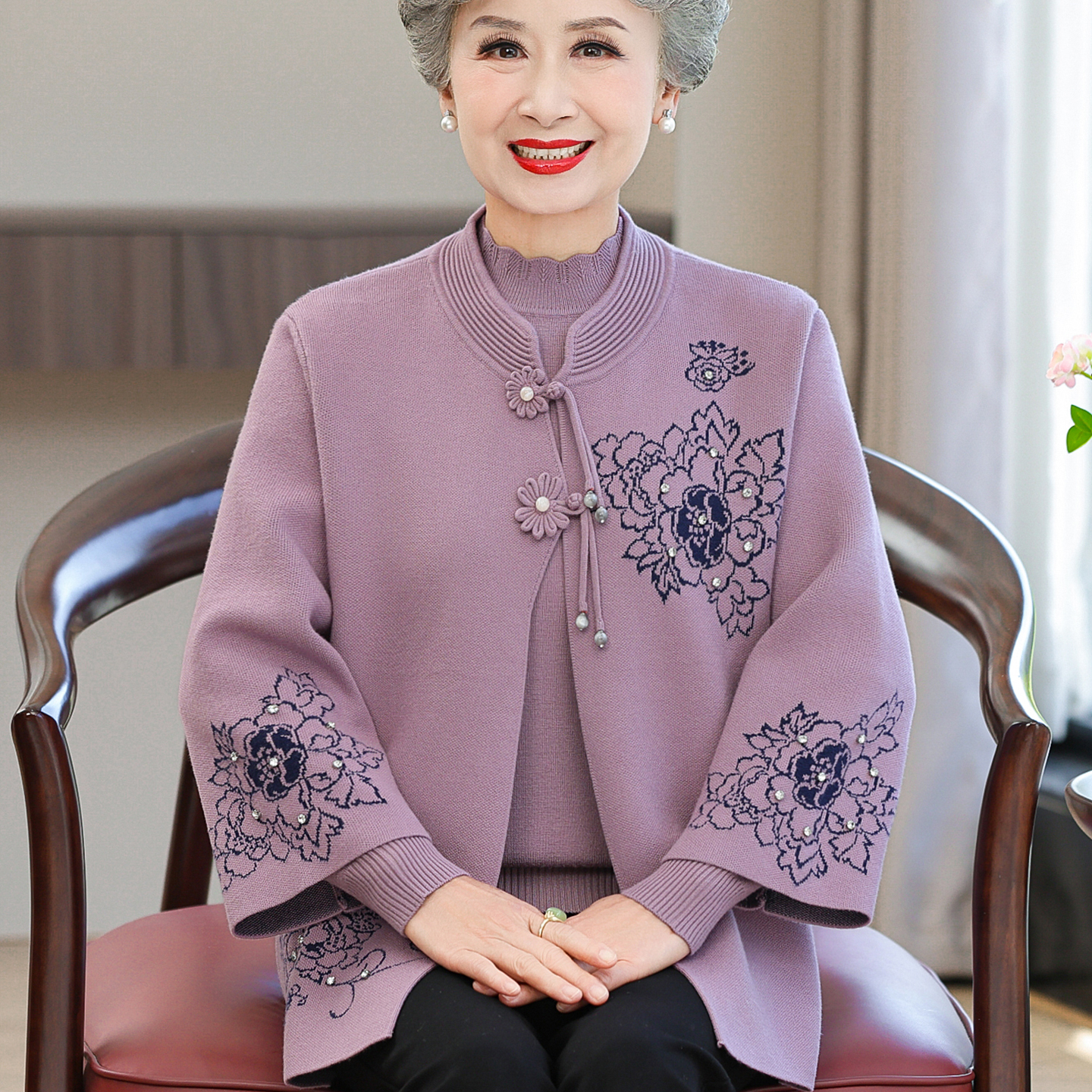 老年人秋冬装女外套加绒毛衣奶奶春秋套装太太衣服妈妈唐装冬季女