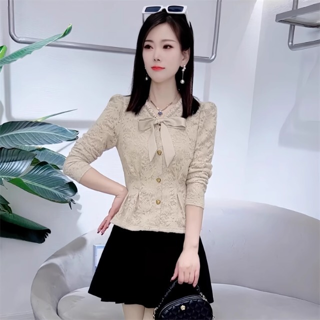 长袖蝴蝶结蕾丝打底衫女士洋气2025年春秋冬季新款时尚小个子上衣