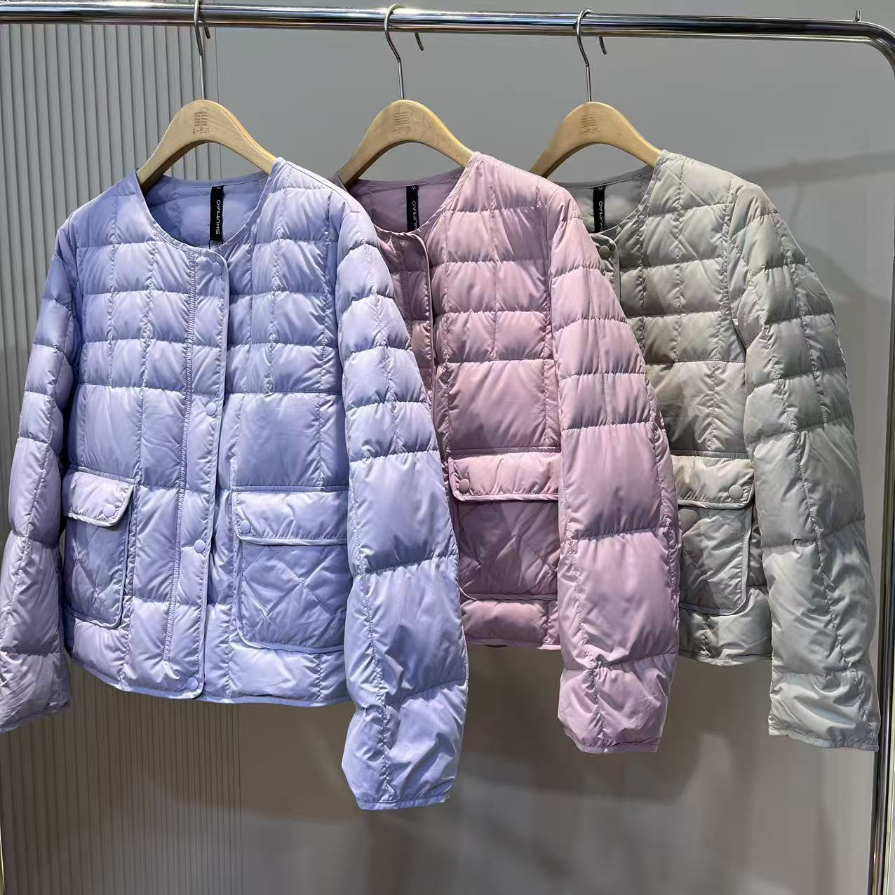 水淼25年冬季新品1560-时尚 休闲无胆短羽绒服