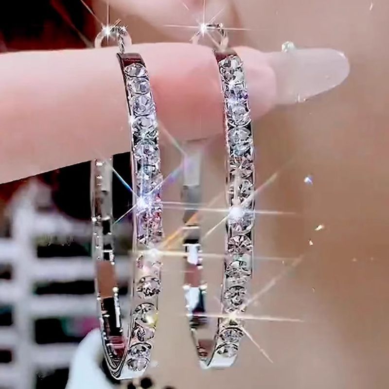 合金耳饰 耳环2024年超火新款气质时尚大圈圈耳饰高轻奢百搭欧美