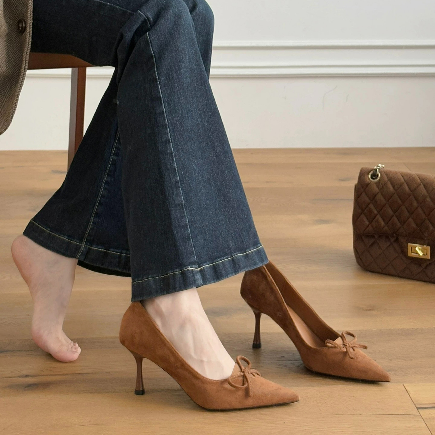 2025复古绒面尖头细跟高跟鞋女浅口蝴蝶结职业通勤工作鞋单鞋