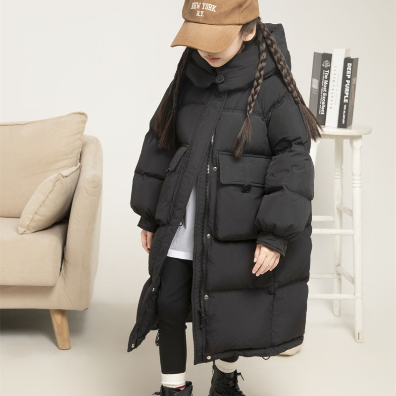 23203大口袋连帽女童中长款羽绒服