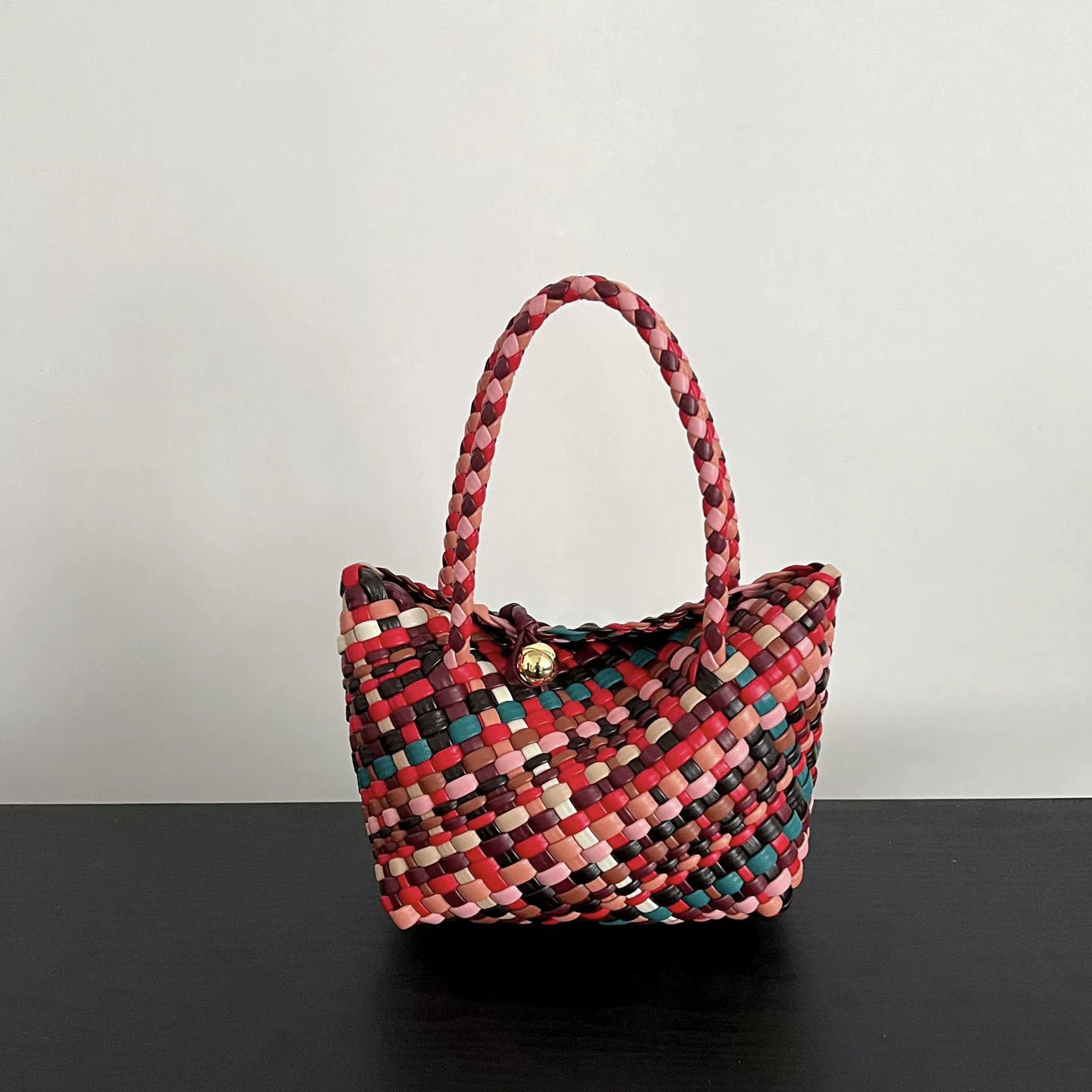 2025新款时尚彩虹编织包手提斜挎菜篮子包小众轻奢潮流时尚女士