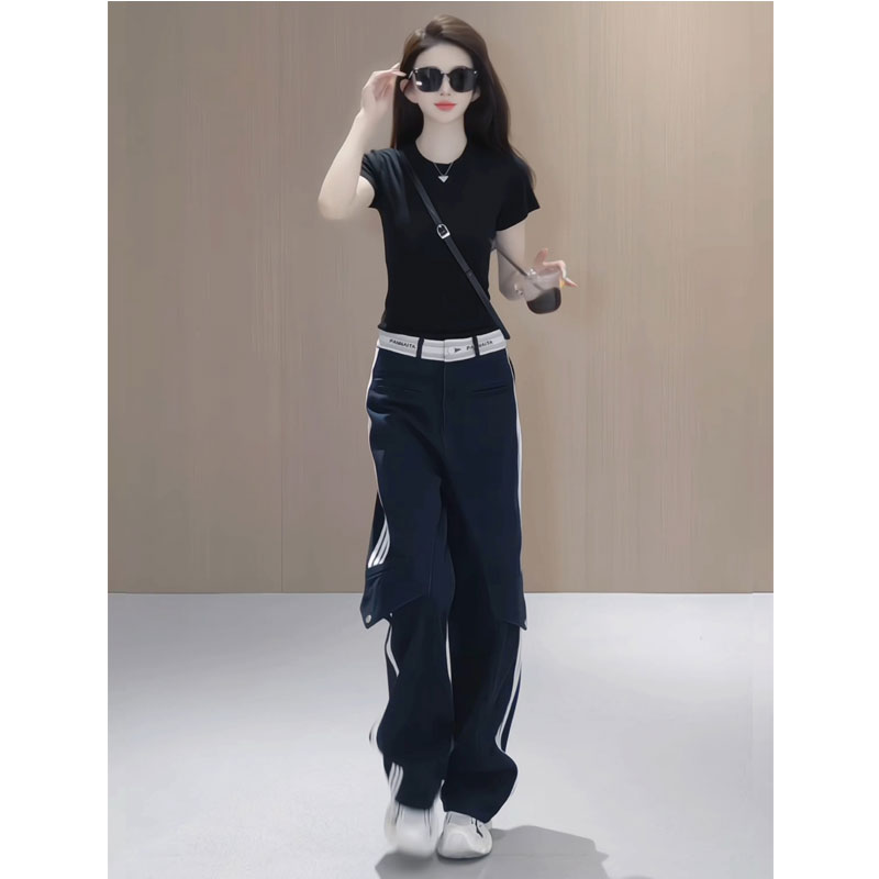 2025夏季修身显瘦百搭简约短袖t恤三条杠直筒阔腿裤韩版两件套装