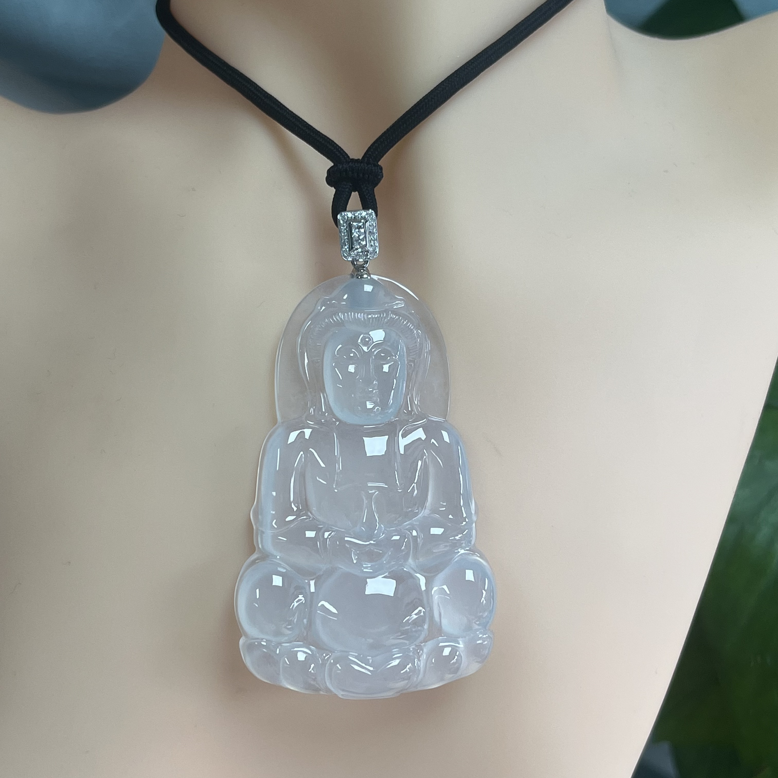 天然缅甸翡翠A货18K金镶翡翠观音吊坠冰种冰透正装观音玉吊坠