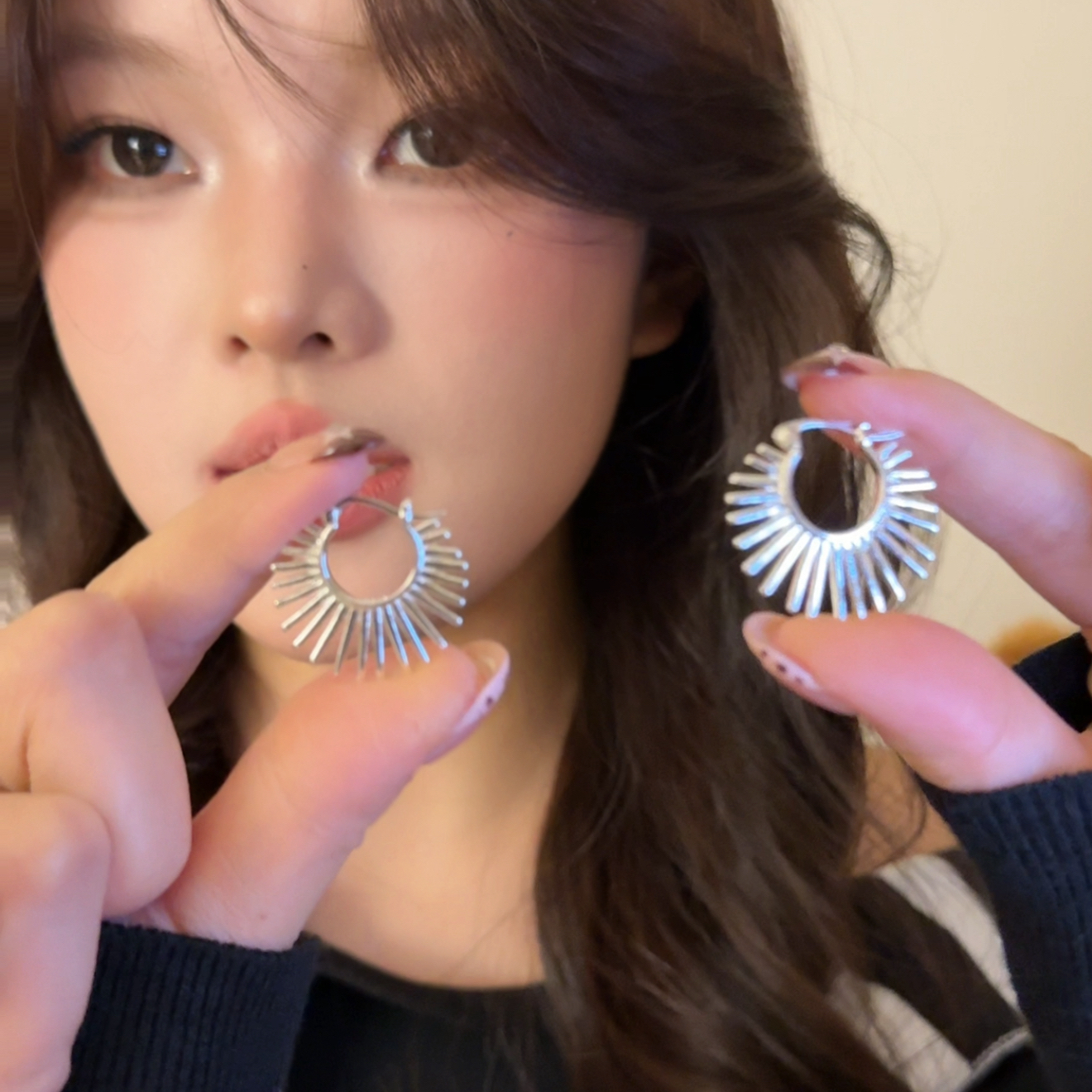 铜合金耳饰 戴上就是时髦精几何扇形耳环小众气质耳扣2025新款