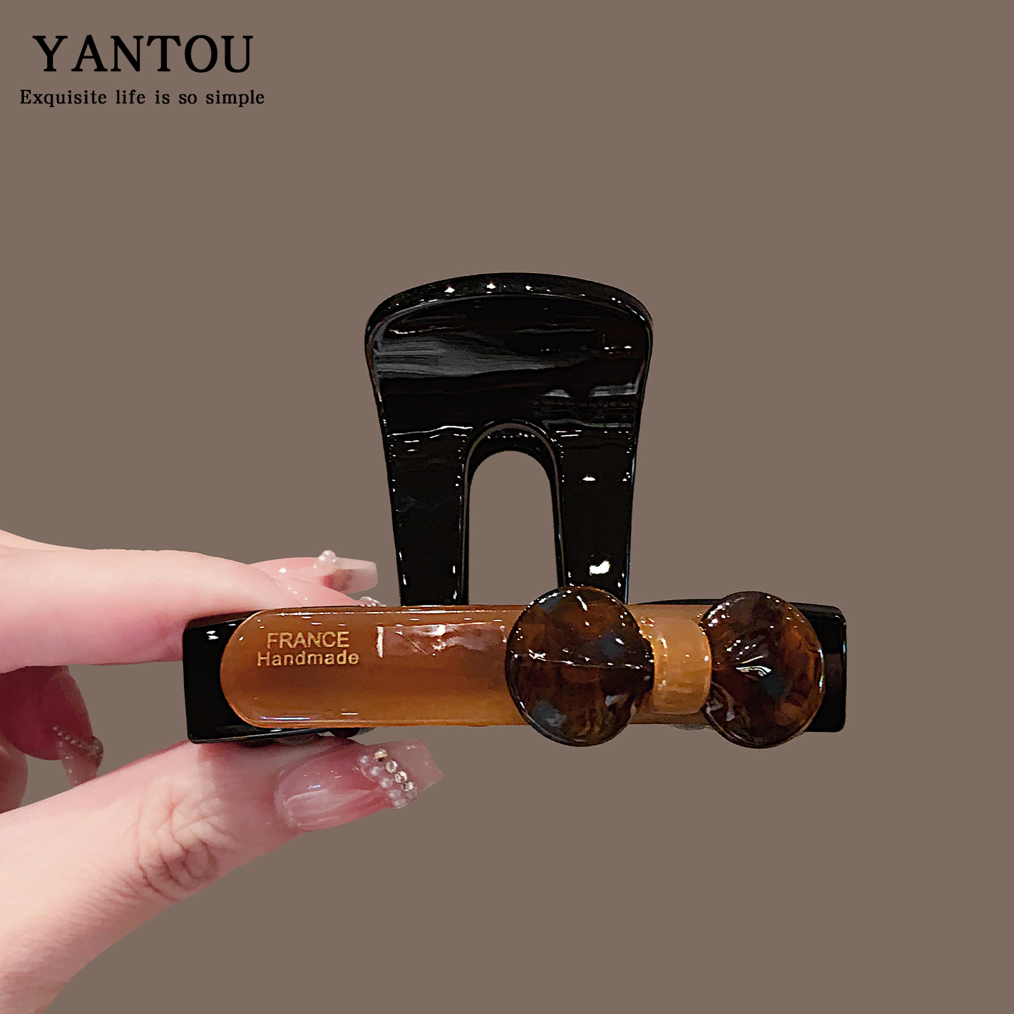 韩国东大门2025新款亚克力蝴蝶结抓夹女后脑勺盘发鲨鱼夹头饰发夹