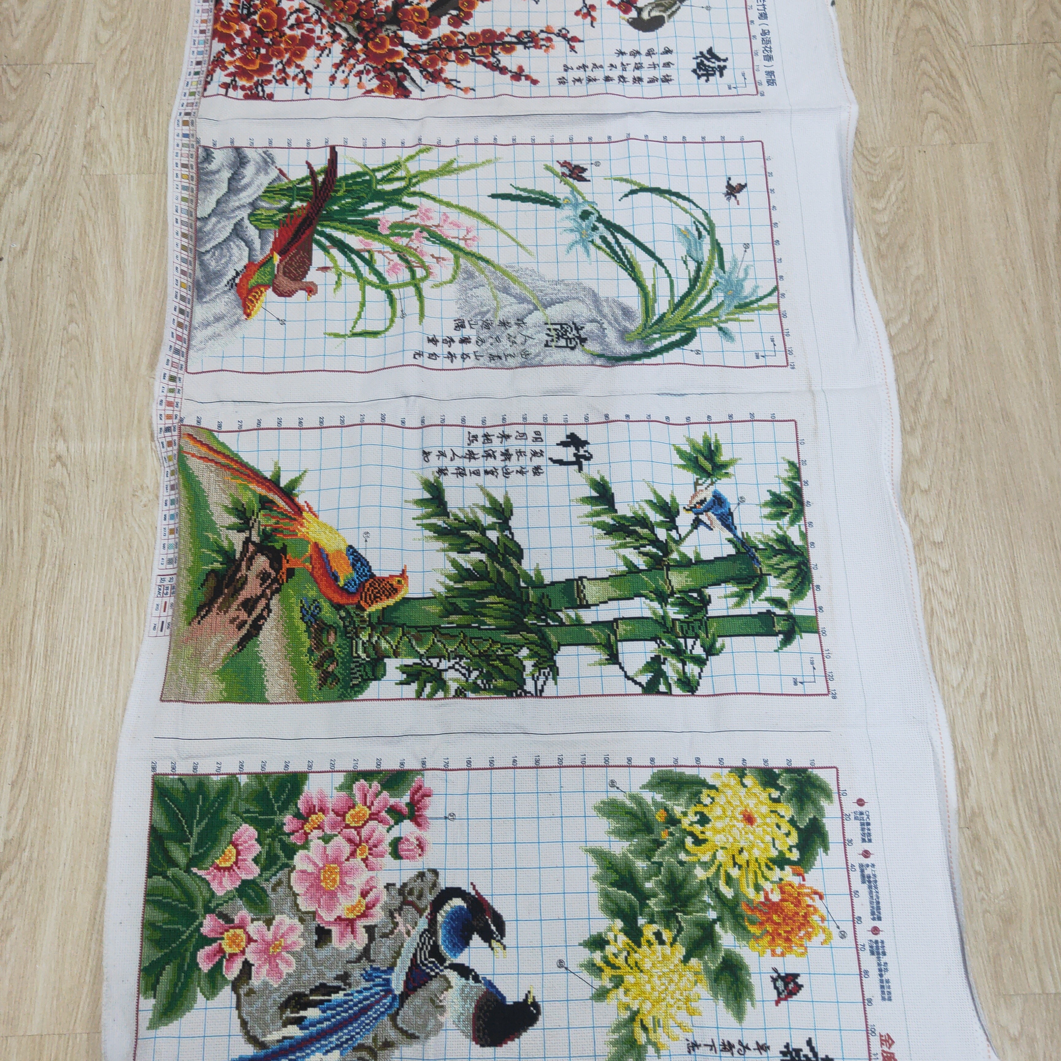 梅兰竹菊十字绣成品