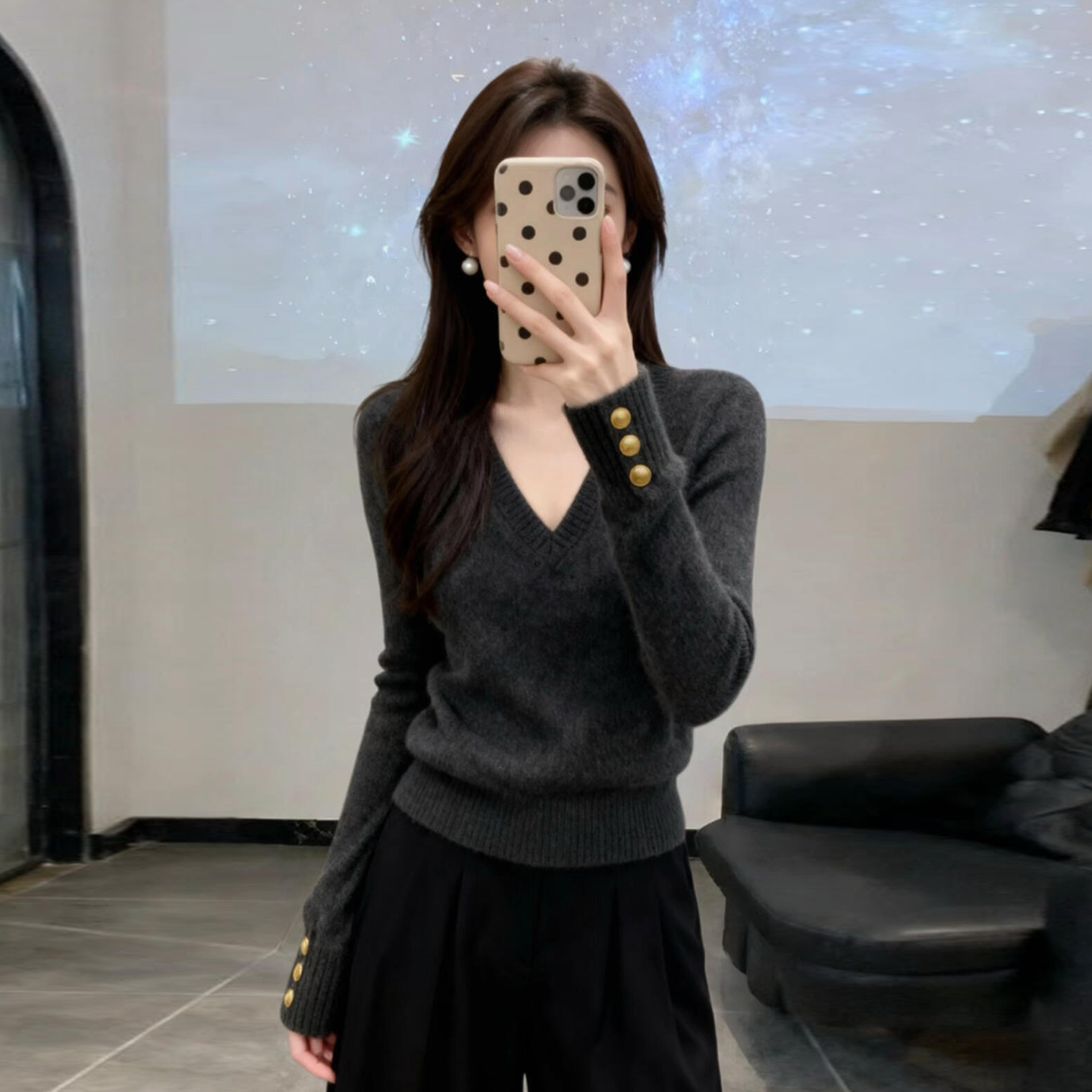 法式高级感灰色v领毛衣女秋冬2025新款可外穿内搭打底衫针织上衣