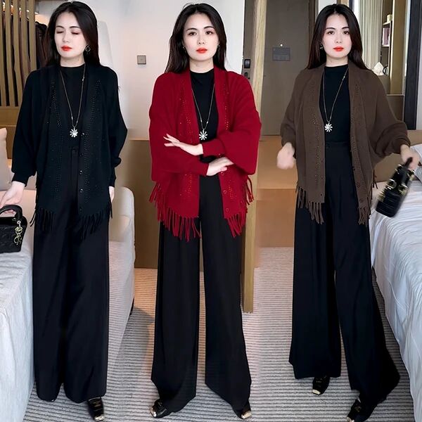 时尚套装厚款法式秋季保暖针织烫钻流苏外披洋气减龄短外套60207