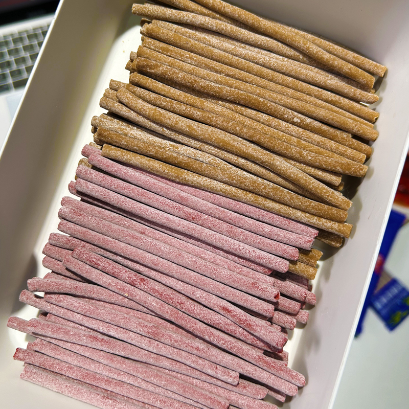 【梅味多】正宗网红酸梅条小零食独立包装青梅条巨酸梅条青梅酸梅棒