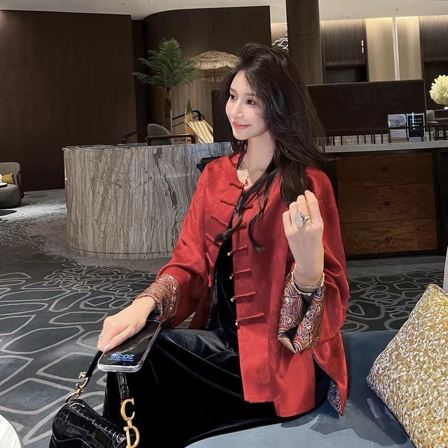 高级感红色新中式国风上衣2025春秋季新款唐装高端盘扣时尚外套女
