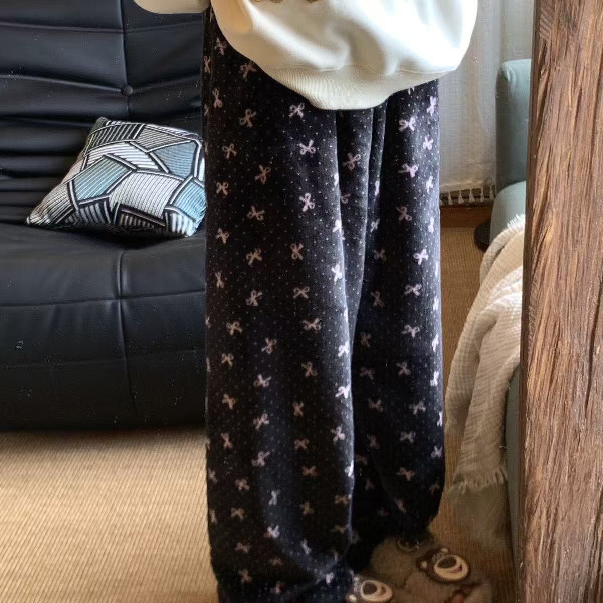 睡裤女长裤秋冬季加绒加厚法兰绒暖暖裤珊瑚绒少女可爱家居裤