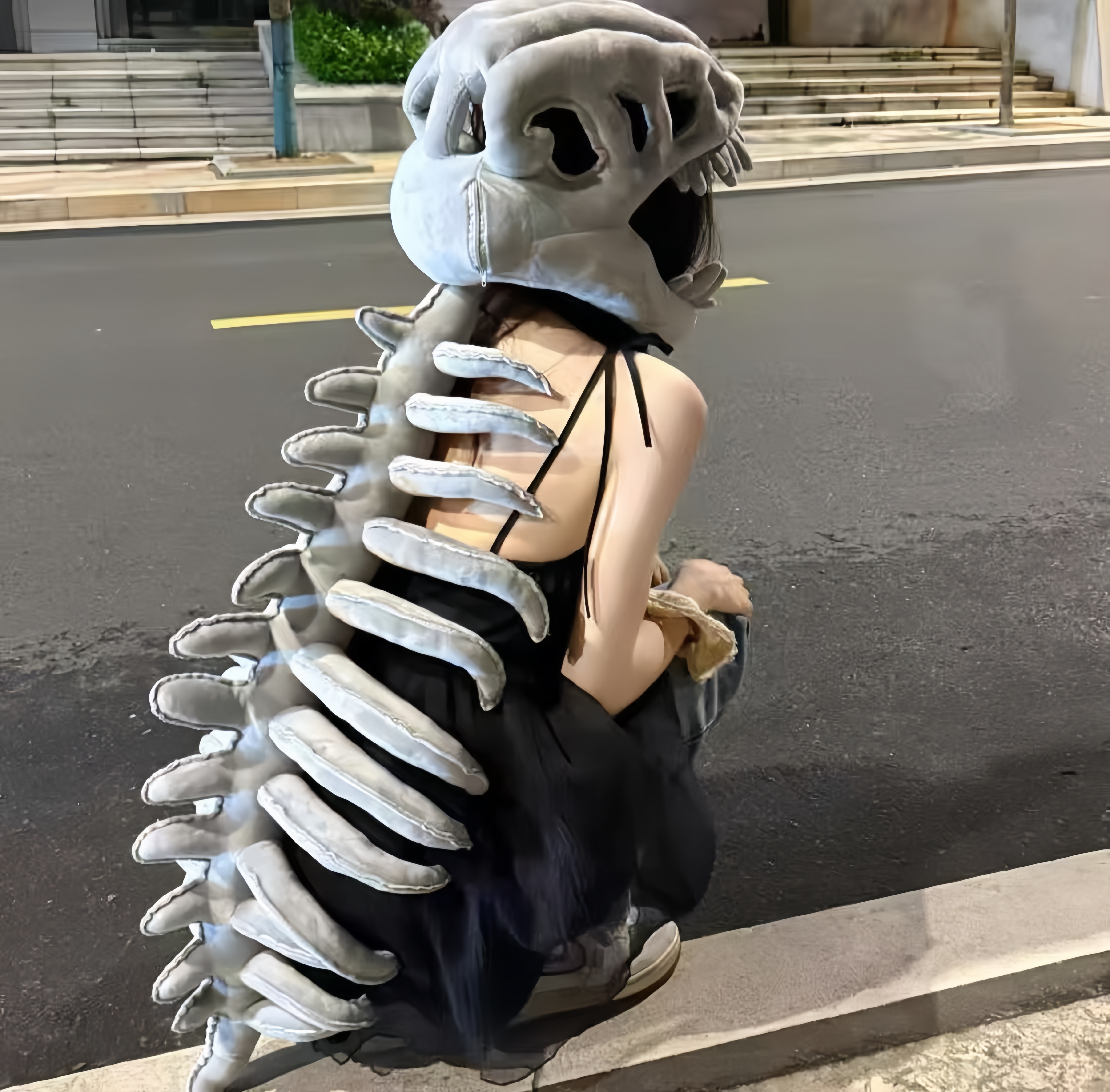 恐龙骨架头套毛绒玩具鹿晗同款儿童外骨骼玩偶成人生日礼物送女生