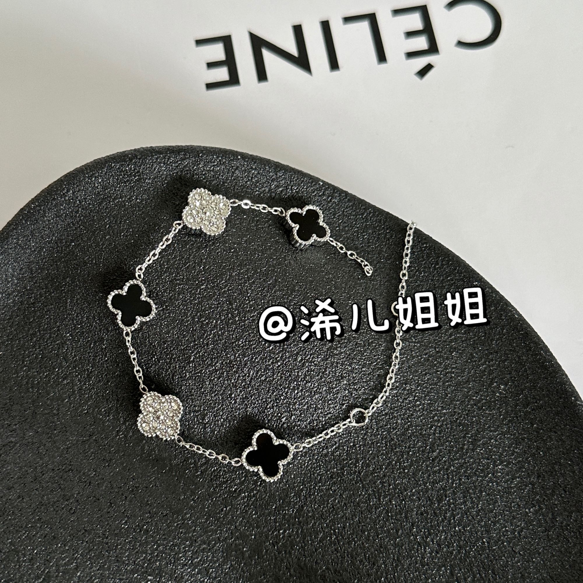 钛钢手镯 【浠儿家】超闪经典时尚镶钻四瓣花手链手镯