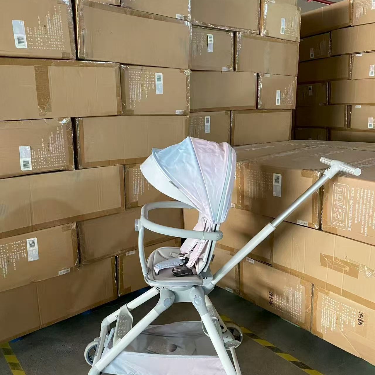 遛娃神车折叠双向可坐可躺婴儿车