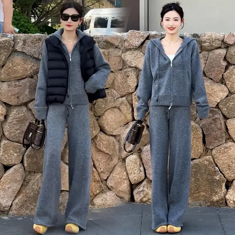 休闲运动服套装女2025秋冬新款慵懒风连帽卫衣马甲阔腿裤三件套潮