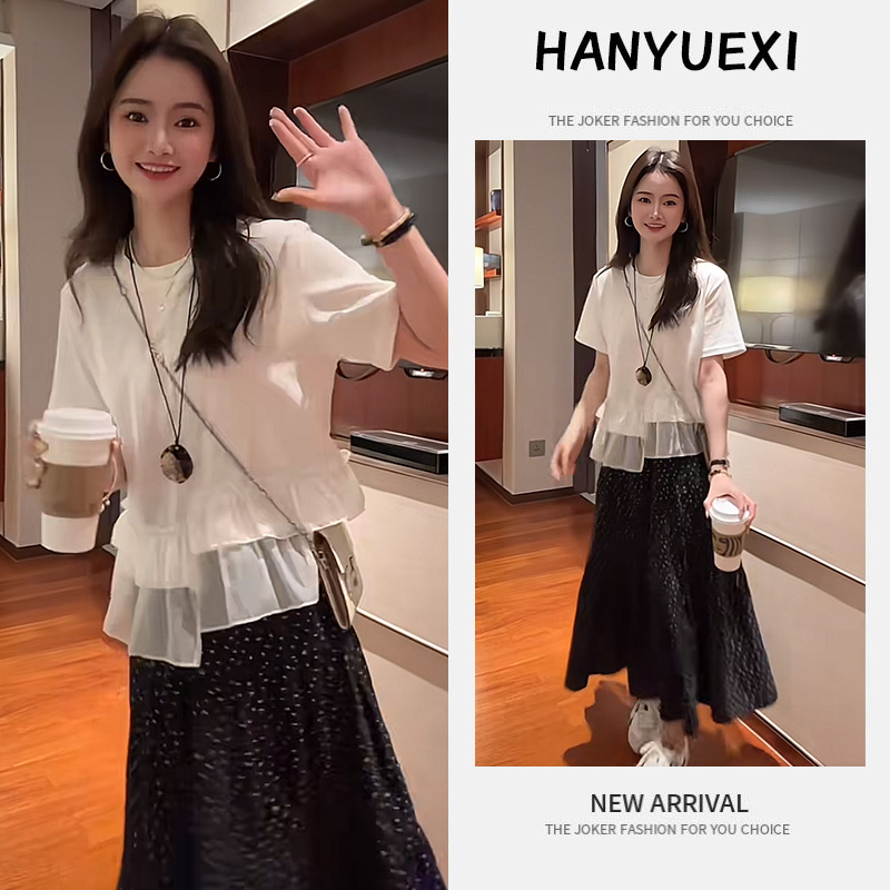 【现货】夏季时尚一整套女装2025新款拼接短袖腰碎花半身裙两件套潮