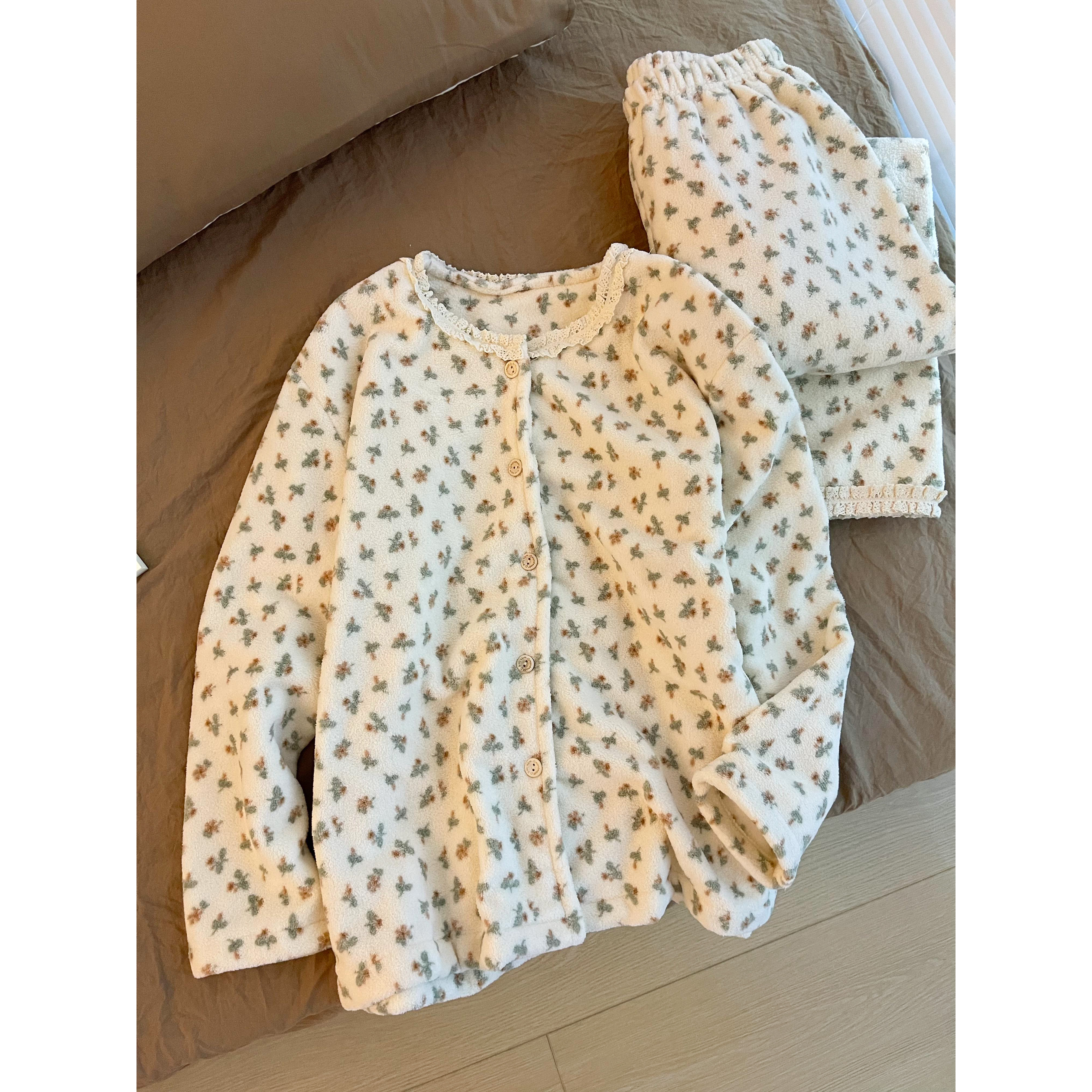 甜美简约可爱碎花珊瑚绒睡衣女秋冬新款加厚保暖家居服套装可外穿