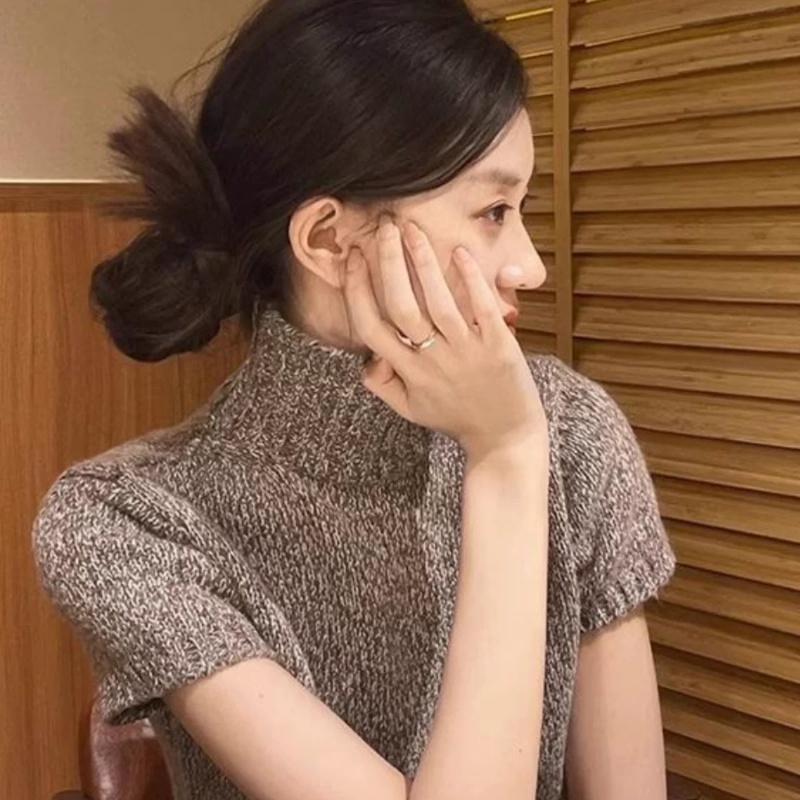 加厚气质慵懒风高领针织短袖毛衣女秋季高级感内搭半袖打底衫上衣