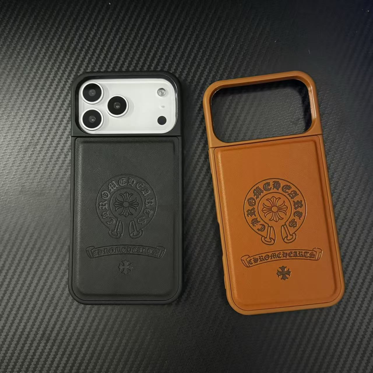 皮质压花克罗心适用苹果17promax手机壳iPhone16潮牌15/14/13高级