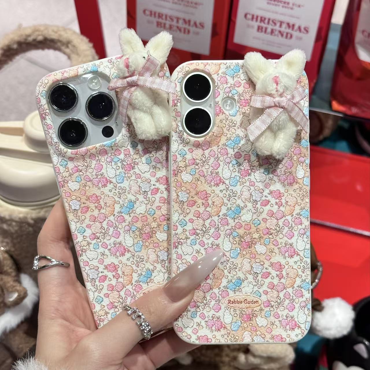 冬日小碎花毛绒兔仿皮纹适用苹果iPhone17pro/16/14/15手机壳防摔