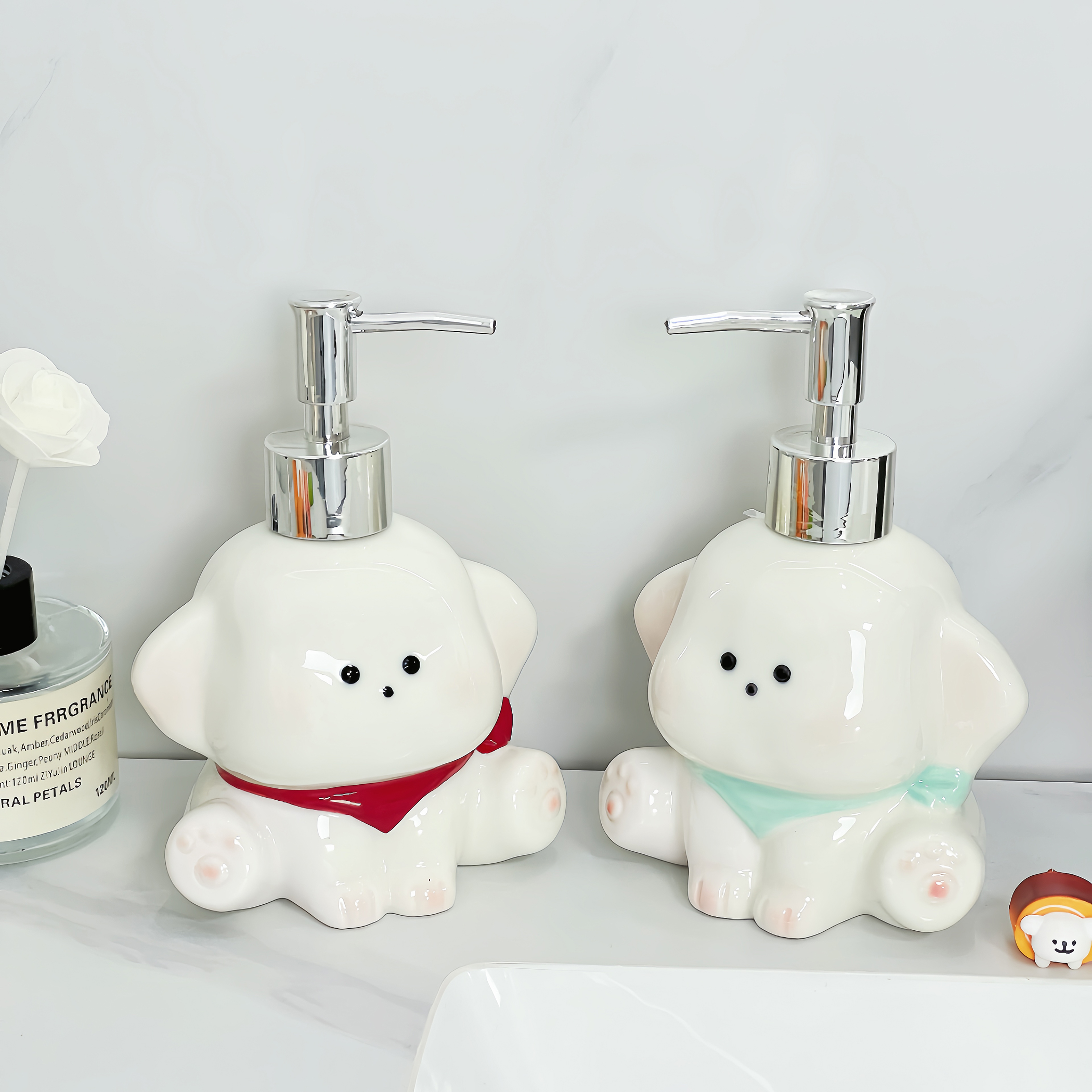 可爱小奶狗乳液瓶家用沐浴露洗手液瓶便携式分装瓶按压式陶瓷空瓶