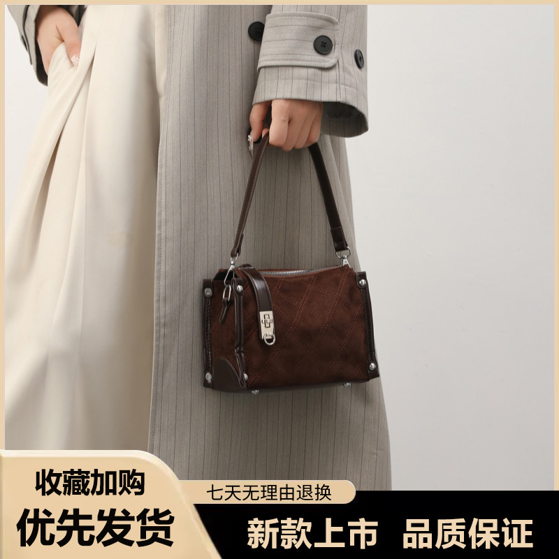 今年爆款盒子小方包女式2025新款手提包复古轻奢高级感单肩斜挎包