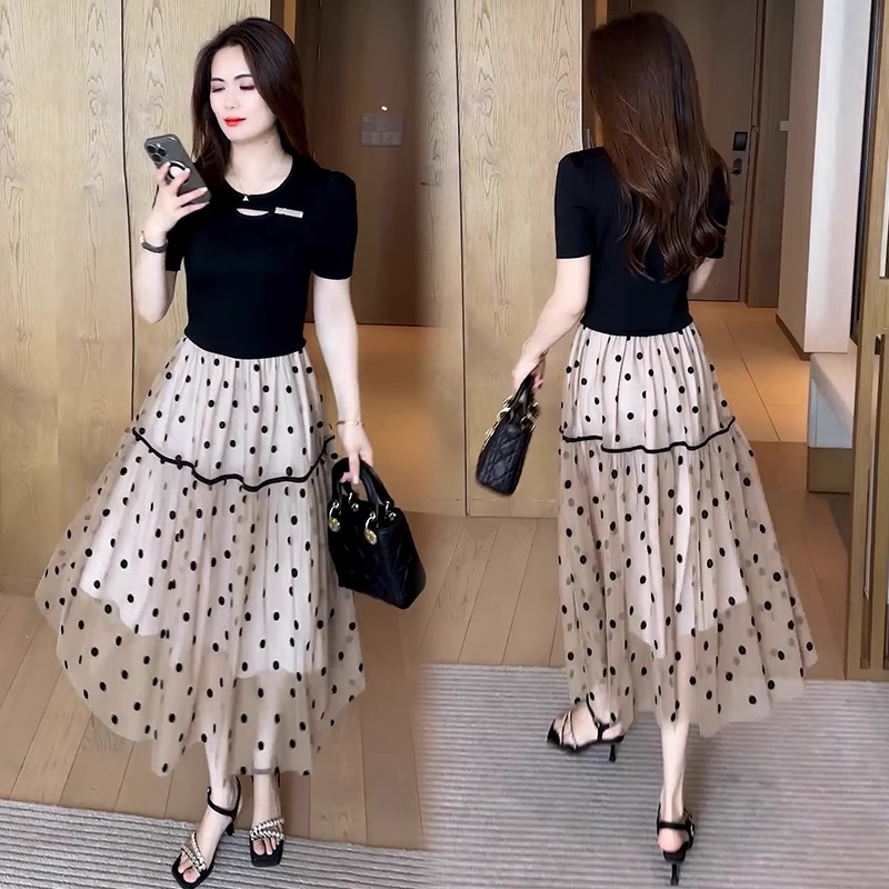 时尚连衣裙女2025夏季新款洋气减龄显瘦假两件拼接网纱波点中长裙