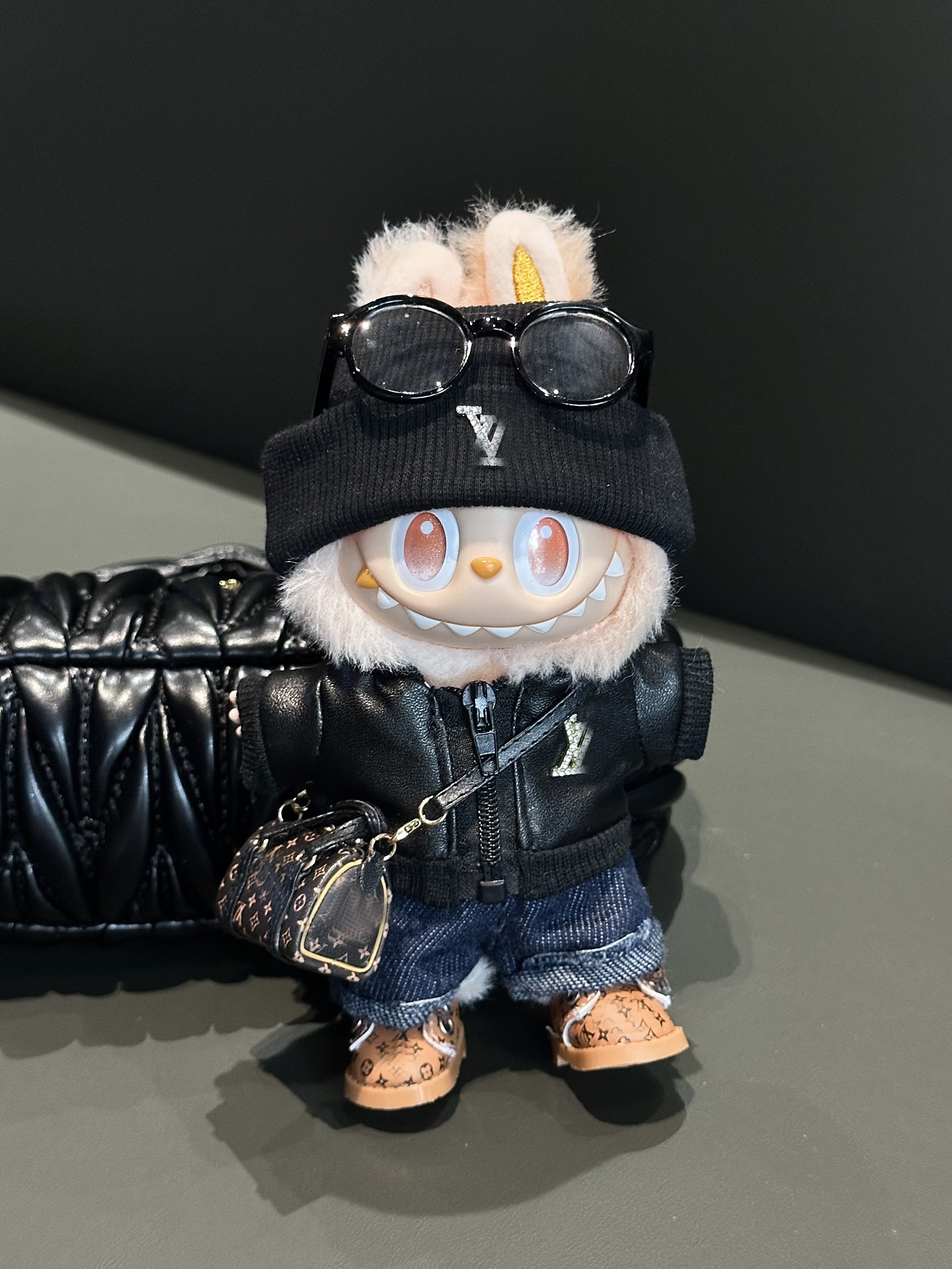 【仅衣服】玩偶娃娃娃衣17cm一代二代三代搪胶公仔衣服两件套着替