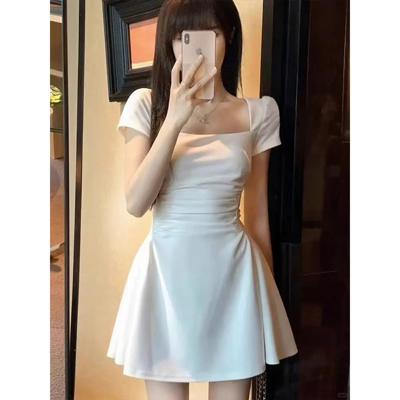 白色修身法式显瘦短袖连衣裙女款夏季爆款2025新款裙子高级感短裙