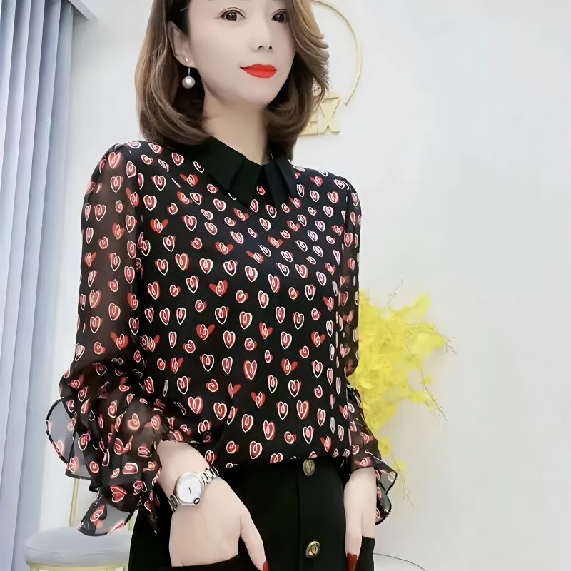 奥莱撤柜出游服装女慵懒风DD2024新款堆堆领桃心洋气小衫设计感小