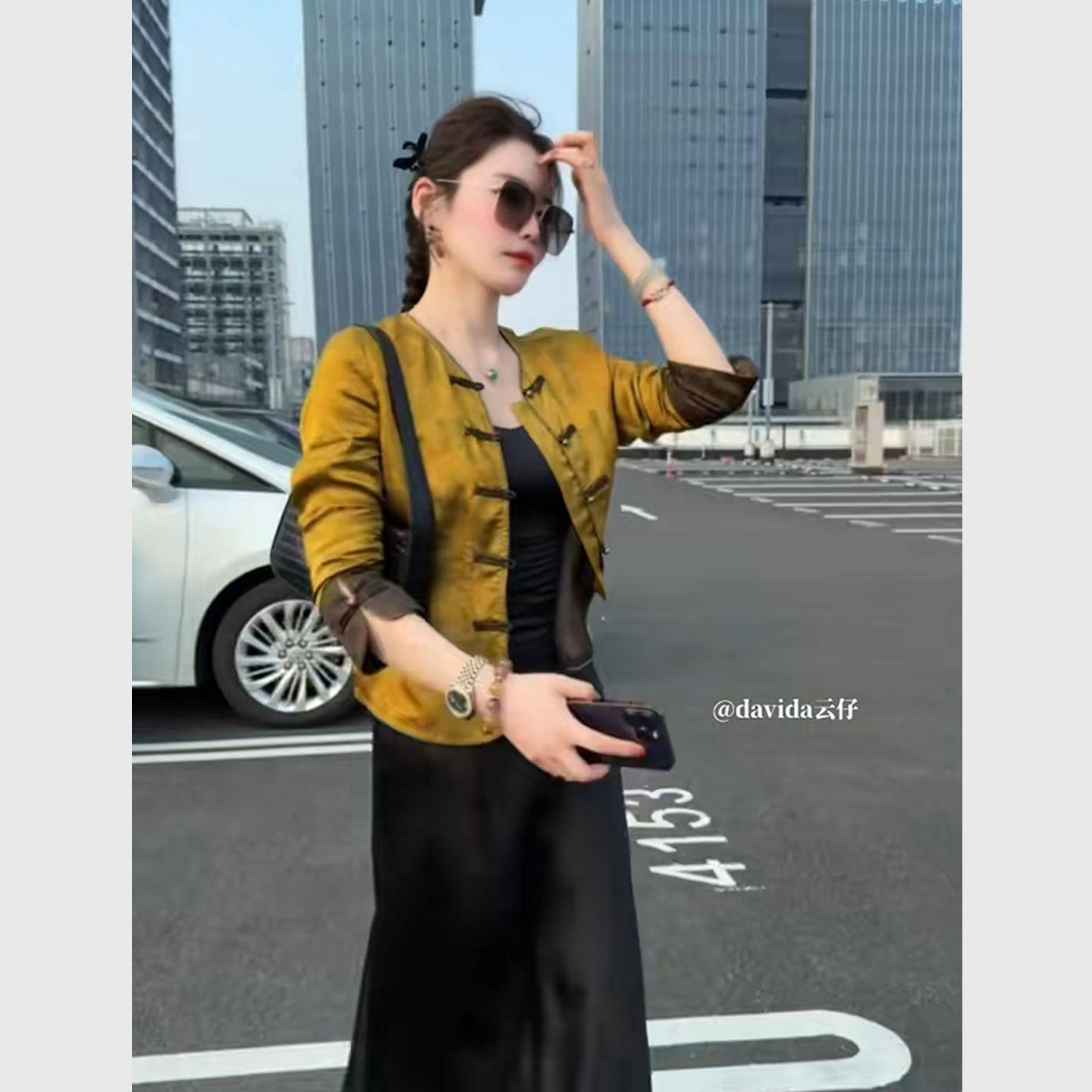 新中式独特小上衣2025早秋穿搭洋气轻奢高级感姜黄色盘扣圆领衬衫