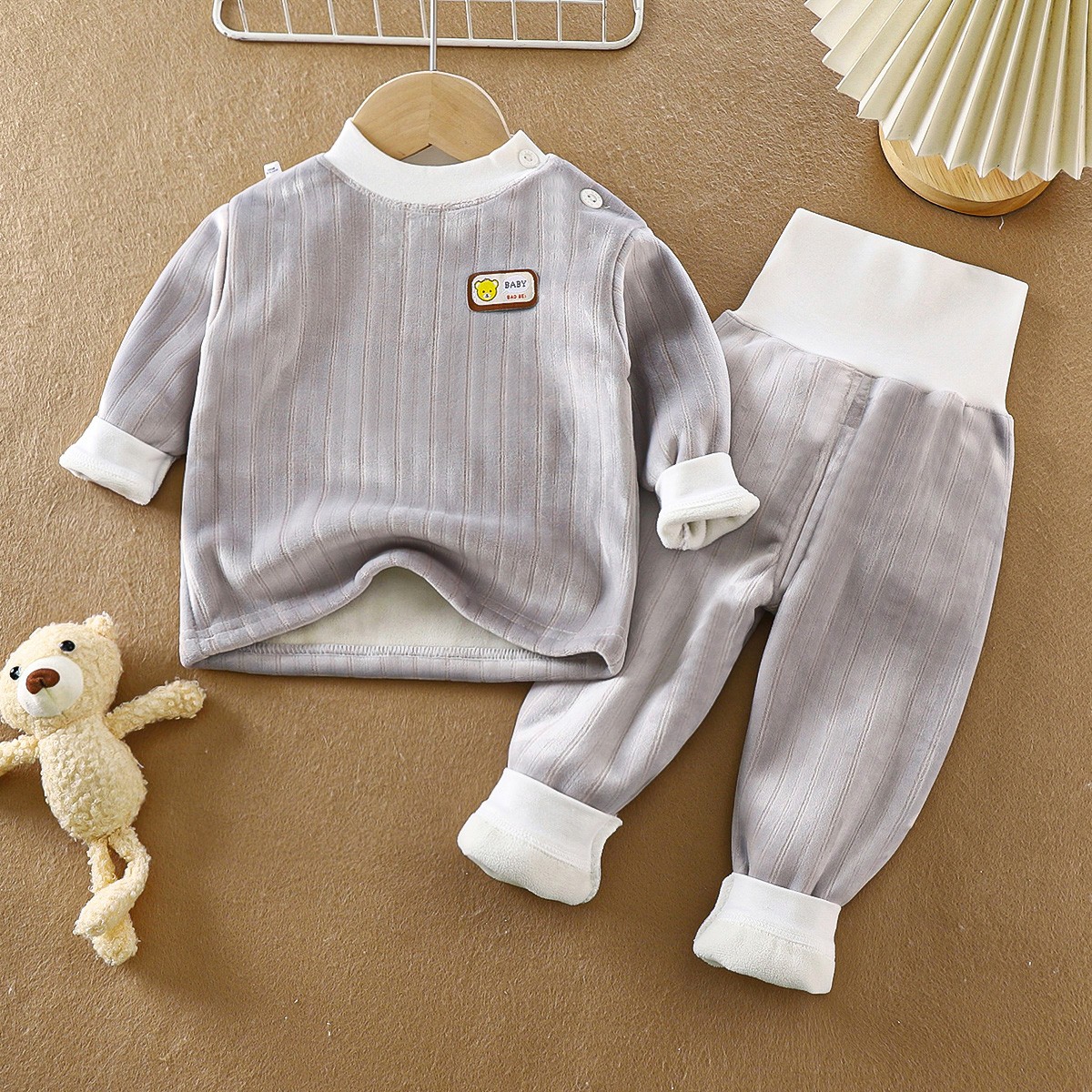 宝宝秋冬保暖套装冬季加绒套头休闲风清新高腰纯色男女童护肚厚款