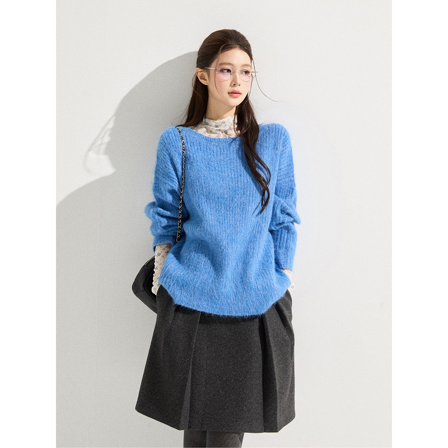 谢不肉 马海毛蓬松船领斜肩长袖毛衣女秋冬休闲保暖显瘦上衣50946