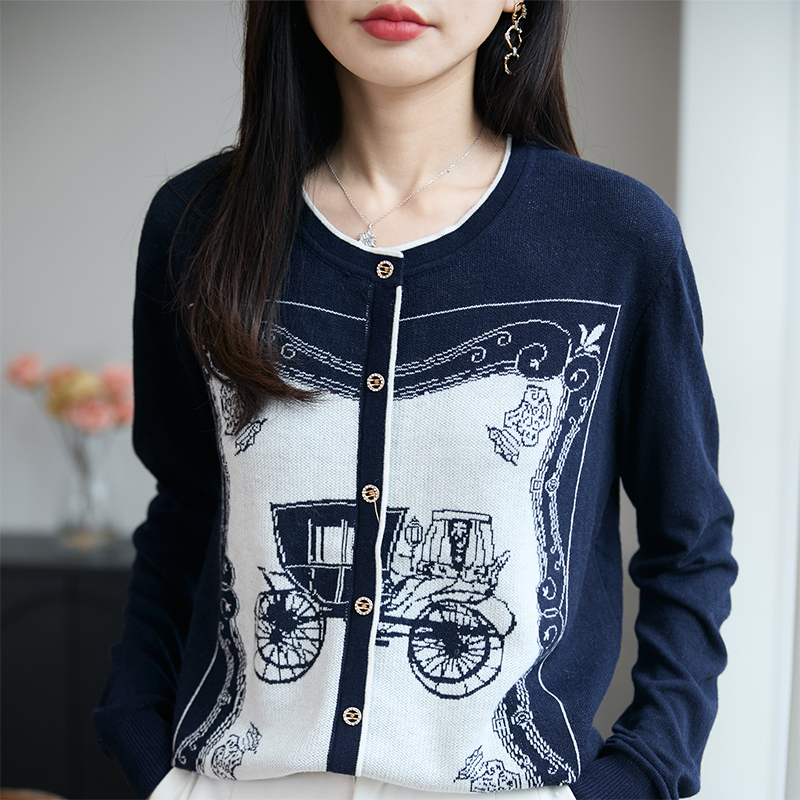 【现货宠粉】新款马车长袖圆领女毛针织衫提花开衫上衣时尚显瘦打底