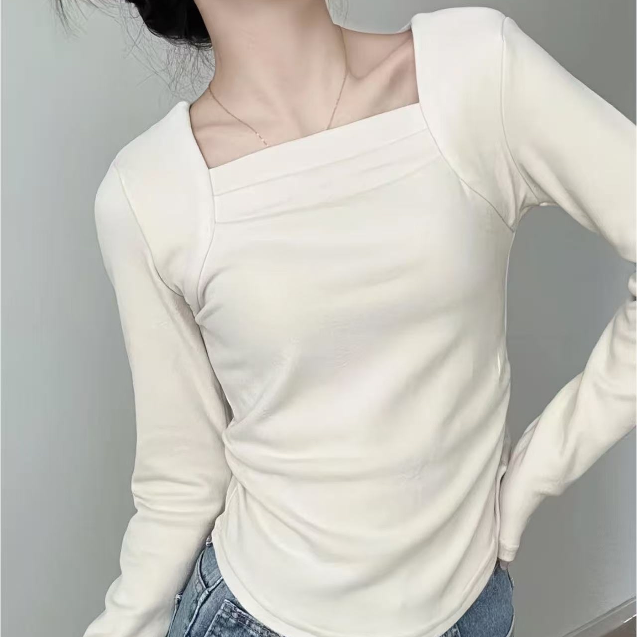 【又软又暖】法式方领德绒磨毛上衣温柔风修身显瘦双面磨毛长袖女E