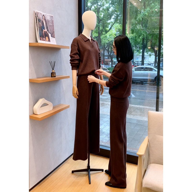 春秋冬新款盐系炸街高级感洋气通勤polo领长袖T恤阔腿裤两件套装