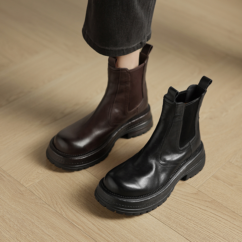 2025年秋冬季新款学院风英伦切尔西靴子女厚底粗跟百搭真皮短靴女