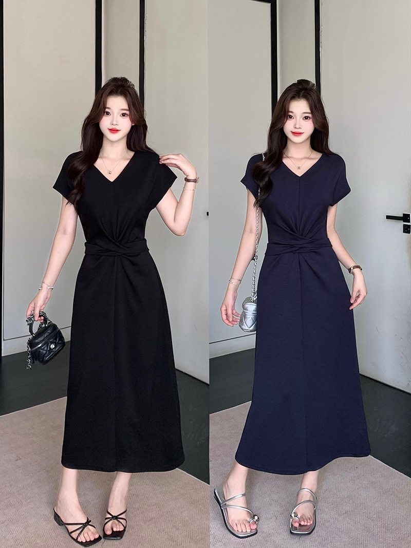 2025夏装新款胖mm大码女优雅气质v领飞飞袖收腰显瘦连衣裙22558