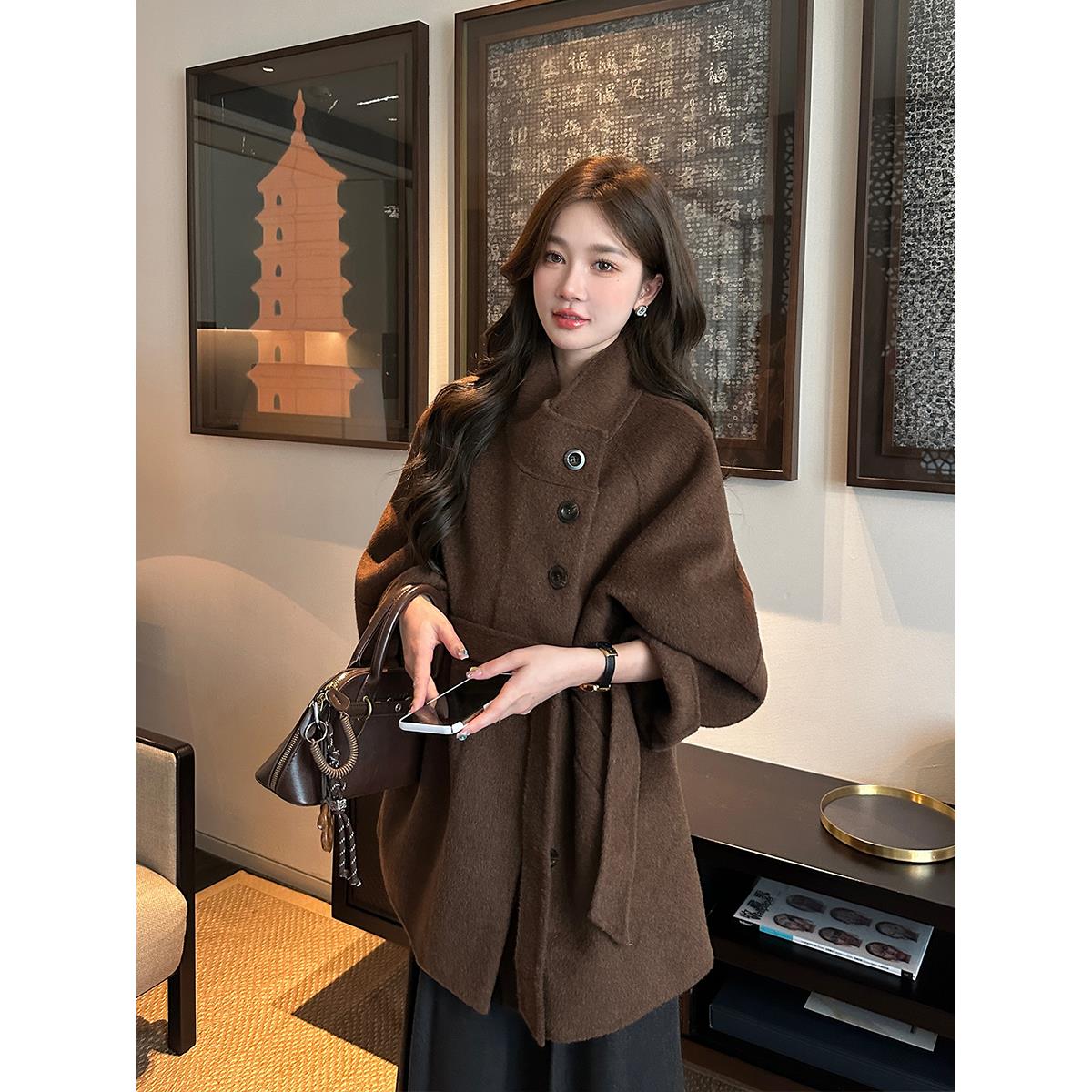 美拉德棕色羊毛大衣女2025冬新款韩系立领短款毛呢外套小个子气质