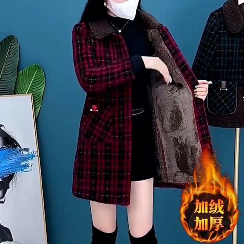 冬季洋气时尚新款加绒加厚中长款外套女装气质高档显瘦大气妈妈装