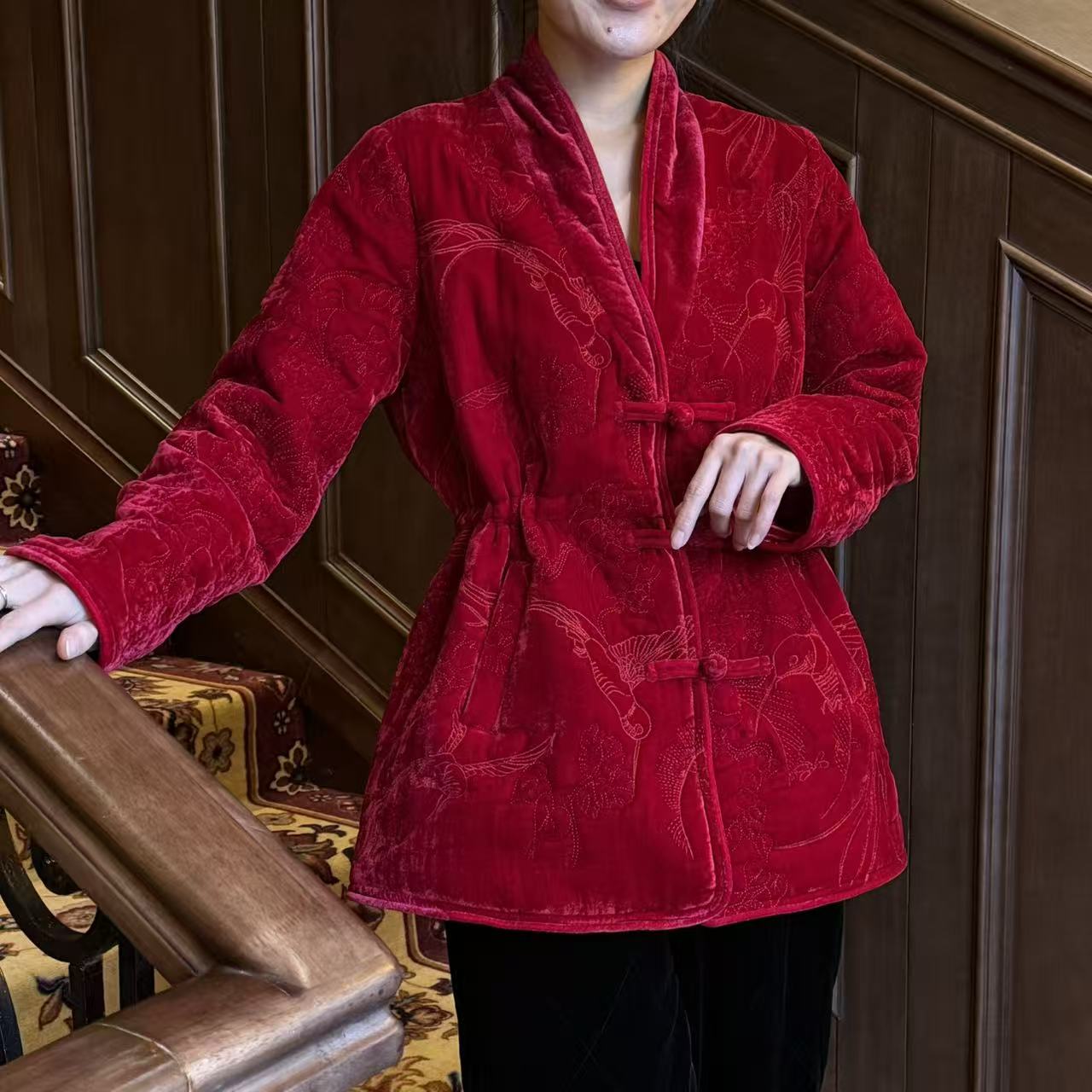 QNH-重工丝绒刺绣喜鹊迎春新中式棉服