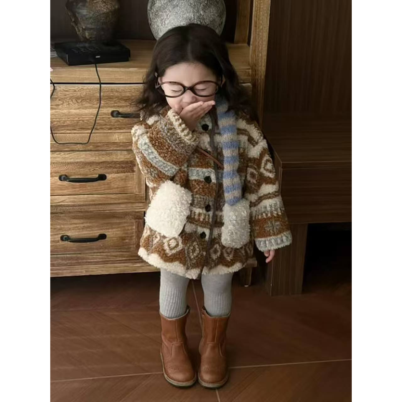 女童外套秋装2025新款儿童加绒加厚大衣女孩拼色羊羔绒连帽上衣潮