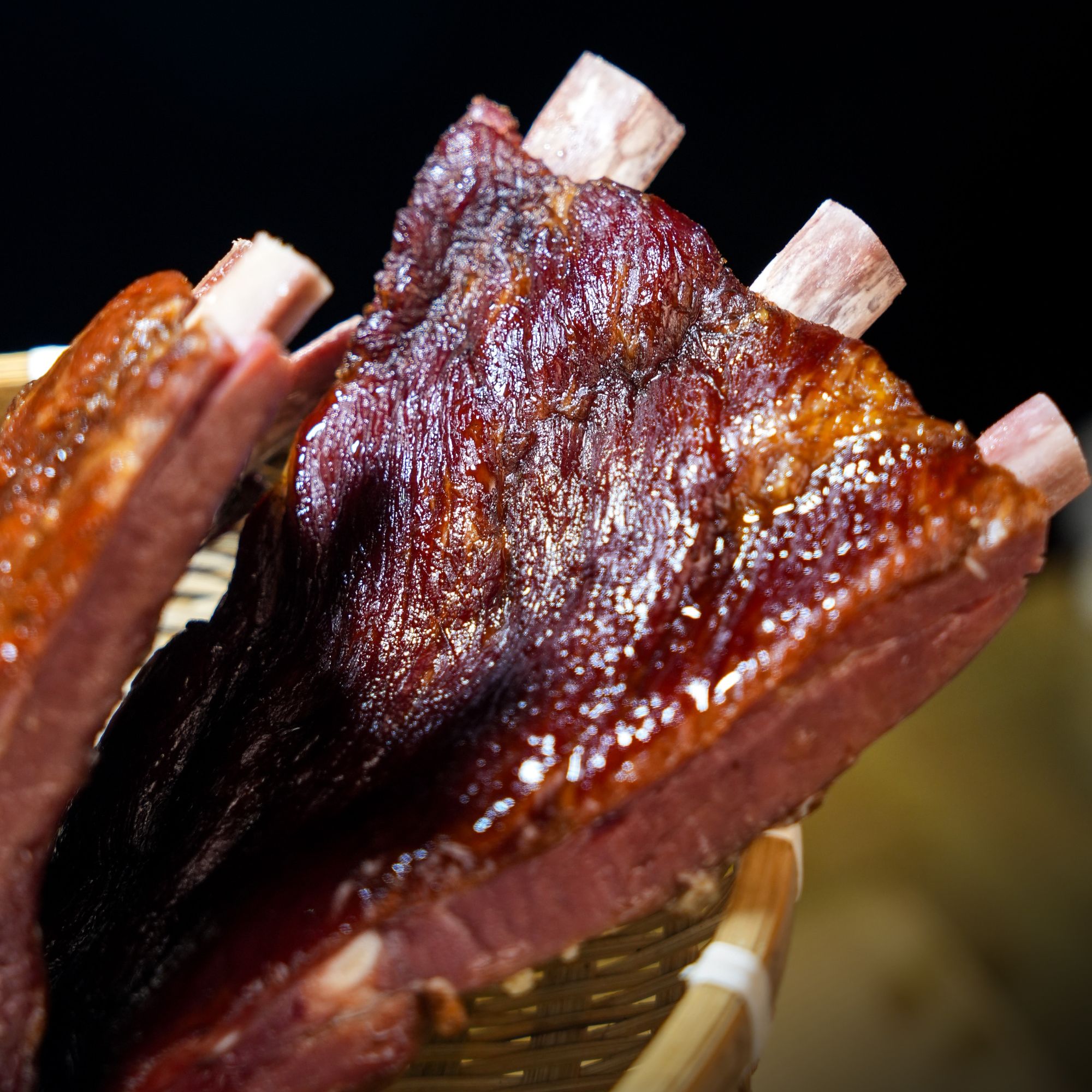 柴火烟熏正宗排骨熏肉咸肉四川特产排骨四川腊排骨腊肉烟熏腊肉